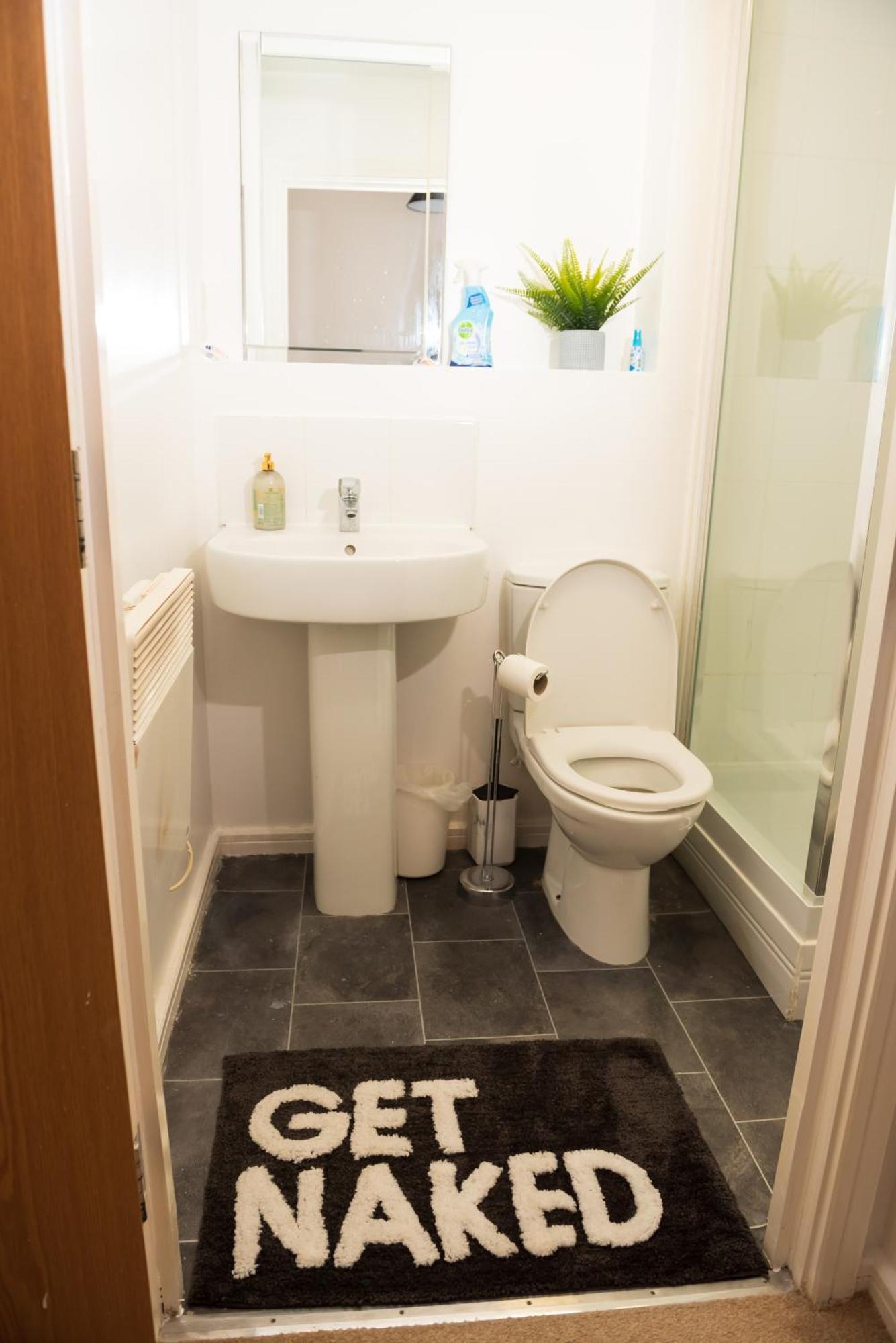 Luxury Two Bedroom Flat Opposite Coop Live N Etihad Stadium With Free Secure Parking, Netflix And Sky Tv Apartamento *